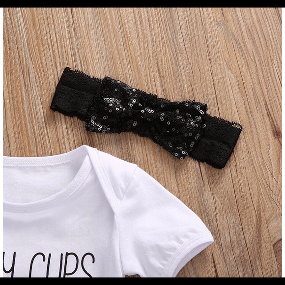 Sippy Cups and Chucks 2 Piece Set. - Picture 5 of 6